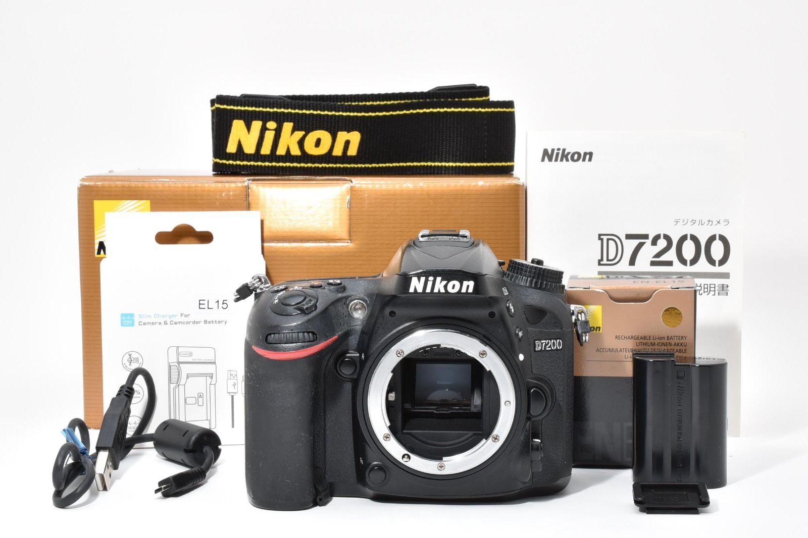 シャッター数10回 Nikon ニコン D7200 元箱 /2664 動作OK 返金保証