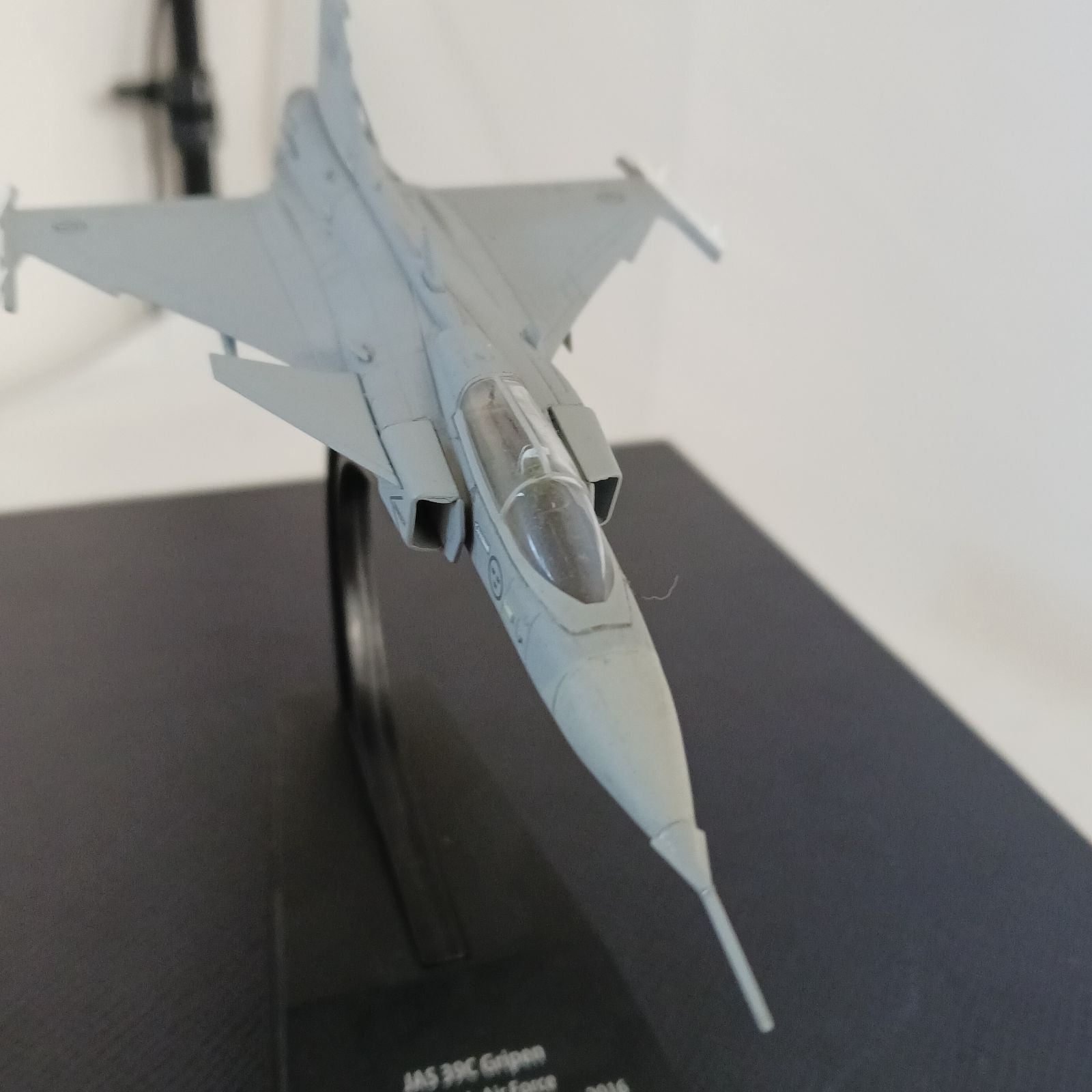 中古品】アシェット エアファイターコレクション 1/100スケールモデル