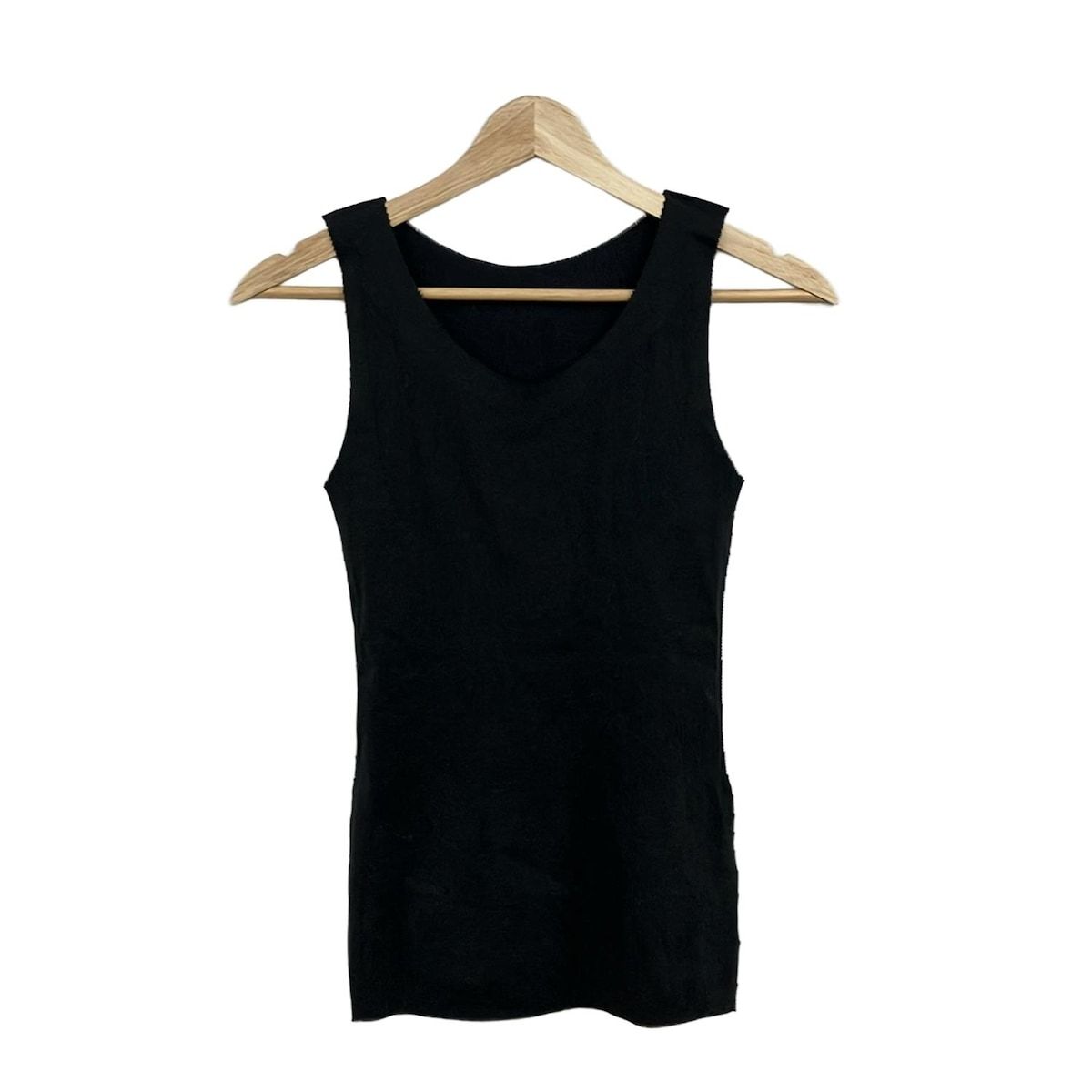 me ISSEY MIYAKE ノースリーブタンクトップ me ISSEY MIYAKE(ミー/イッセイミヤケ) タンクトップ レディース - 黒