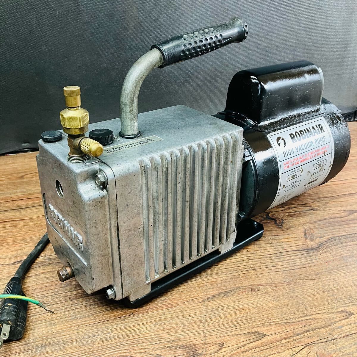 簡易真空ポンプ ポケロビ バキュームマニホールド ロビネア 簡易真空