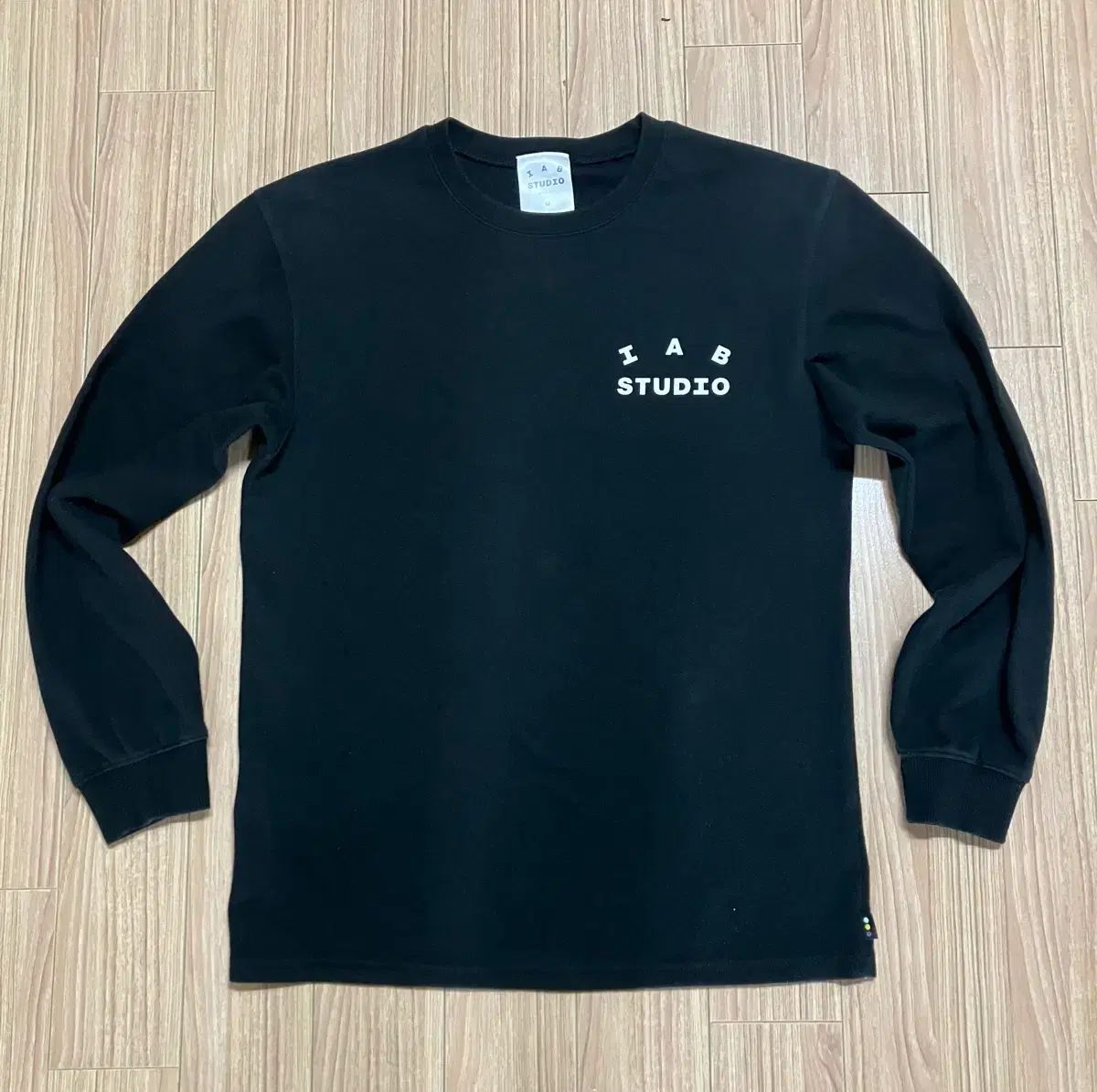 IAB Studio ロングスリーブ ブラック m-人気商品Time Sale開催中