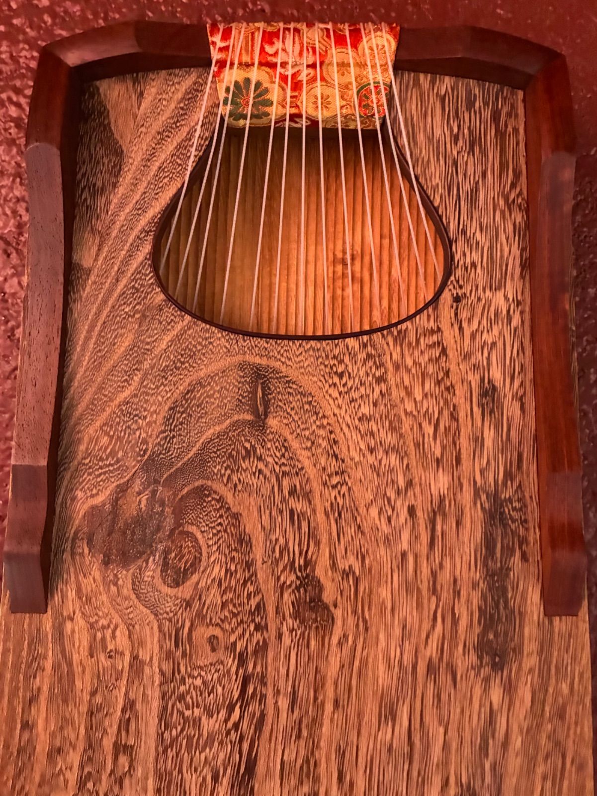 13弦お琴 本桐製の音色が良く、傷も少ない 琴柱他一式付き - メルカリ
