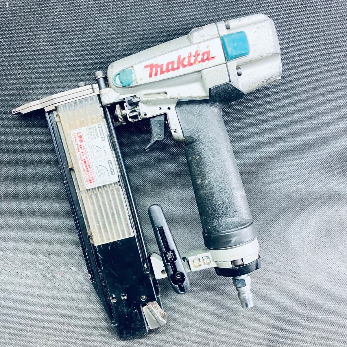 工具、DIY用品 【】マキタ(makita) 常圧フィニッシュネイラ AF502N 