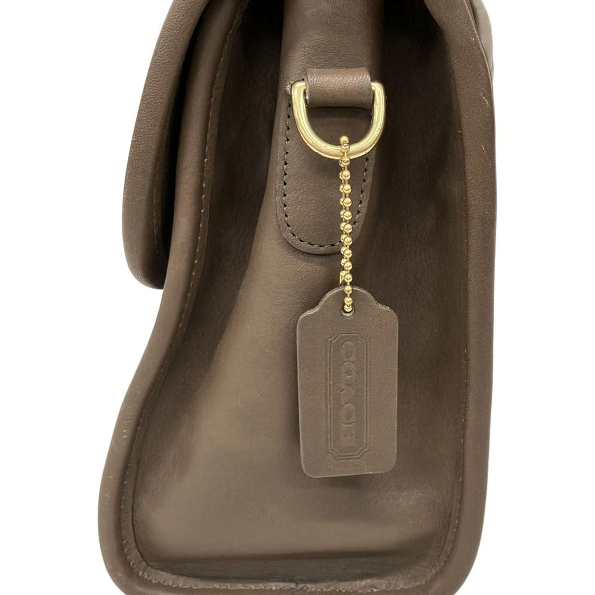 COACH(コーチ) ハンドバッグ - 9977 ダークブラウン レザー - メルカリ