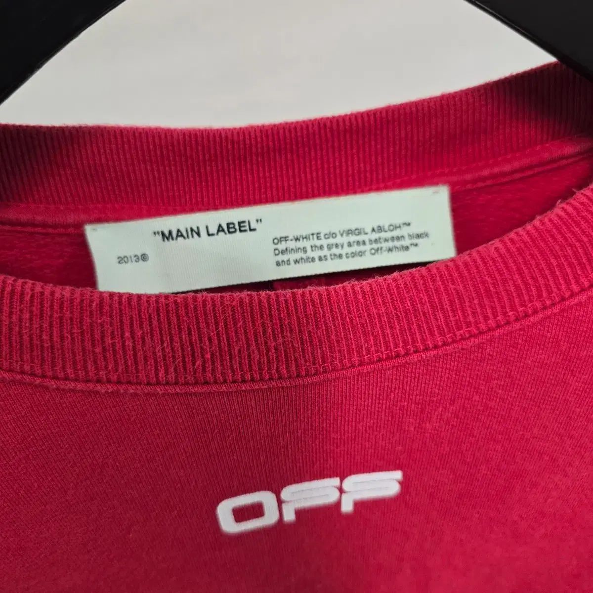 OFF-WHITE(オフホワイト) オフホワイト エアポート アロー スウェット 