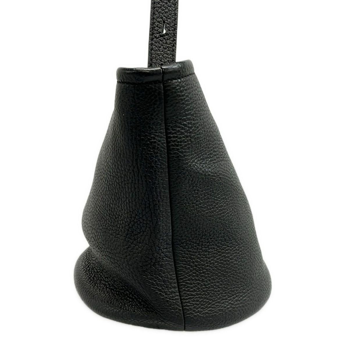 IACUCCI(イアクッチ) ショルダーバッグ - 黒 レザー - メルカリ