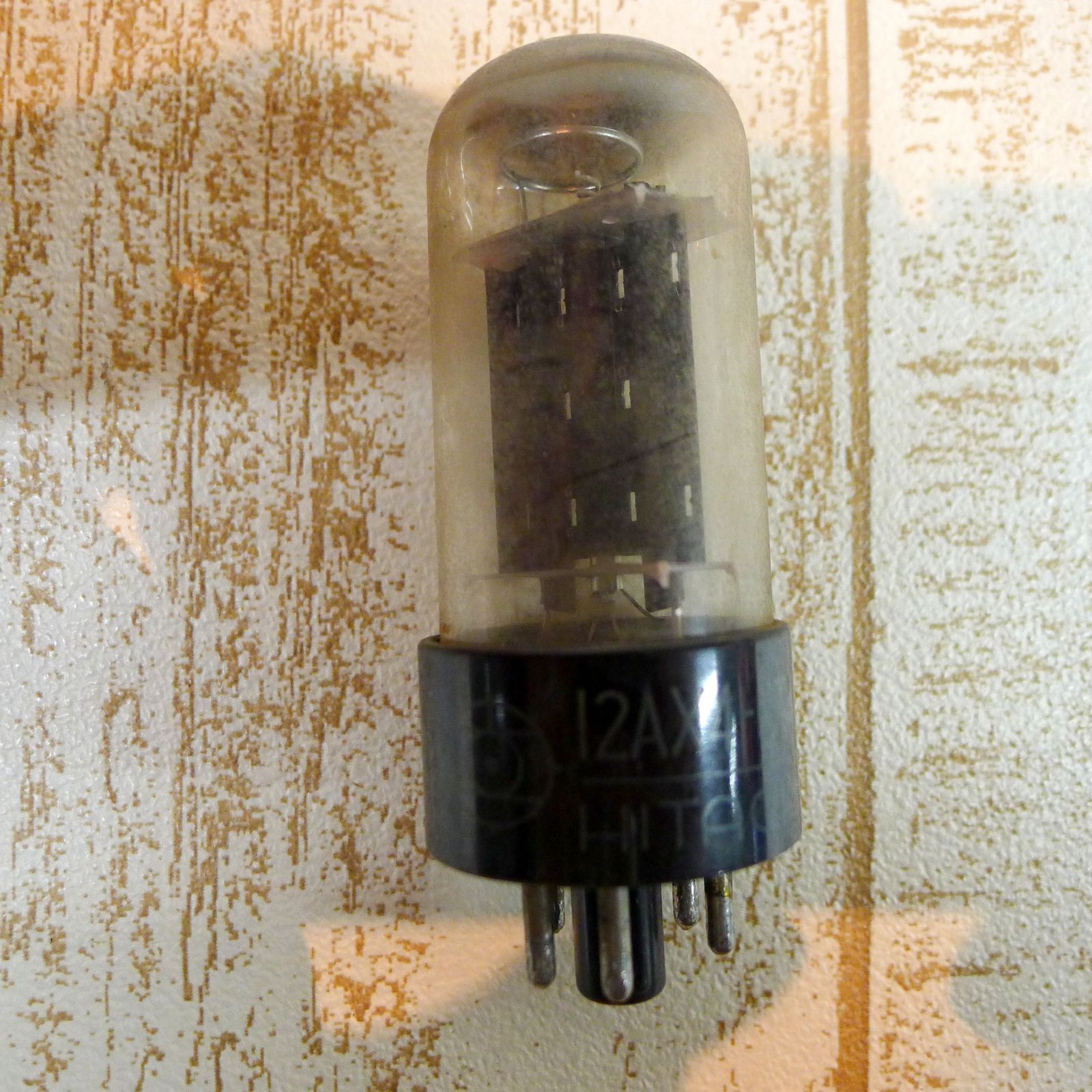 日立 HITACHI 真空管 まとめて8本 ①12DQ6B(1点)②12AX4-GTA(1点)③3A4