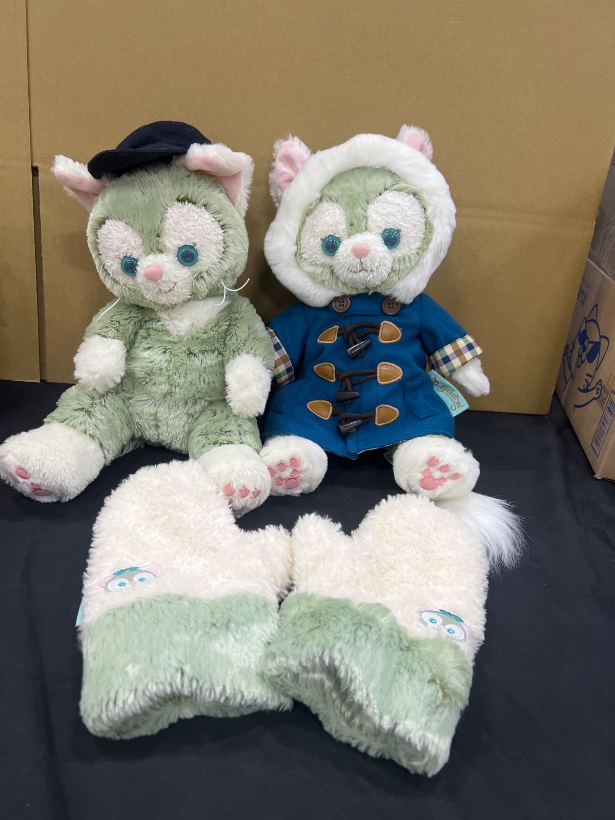 ジェラトーニぬいぐるみ＆手袋セット 2601305-発送