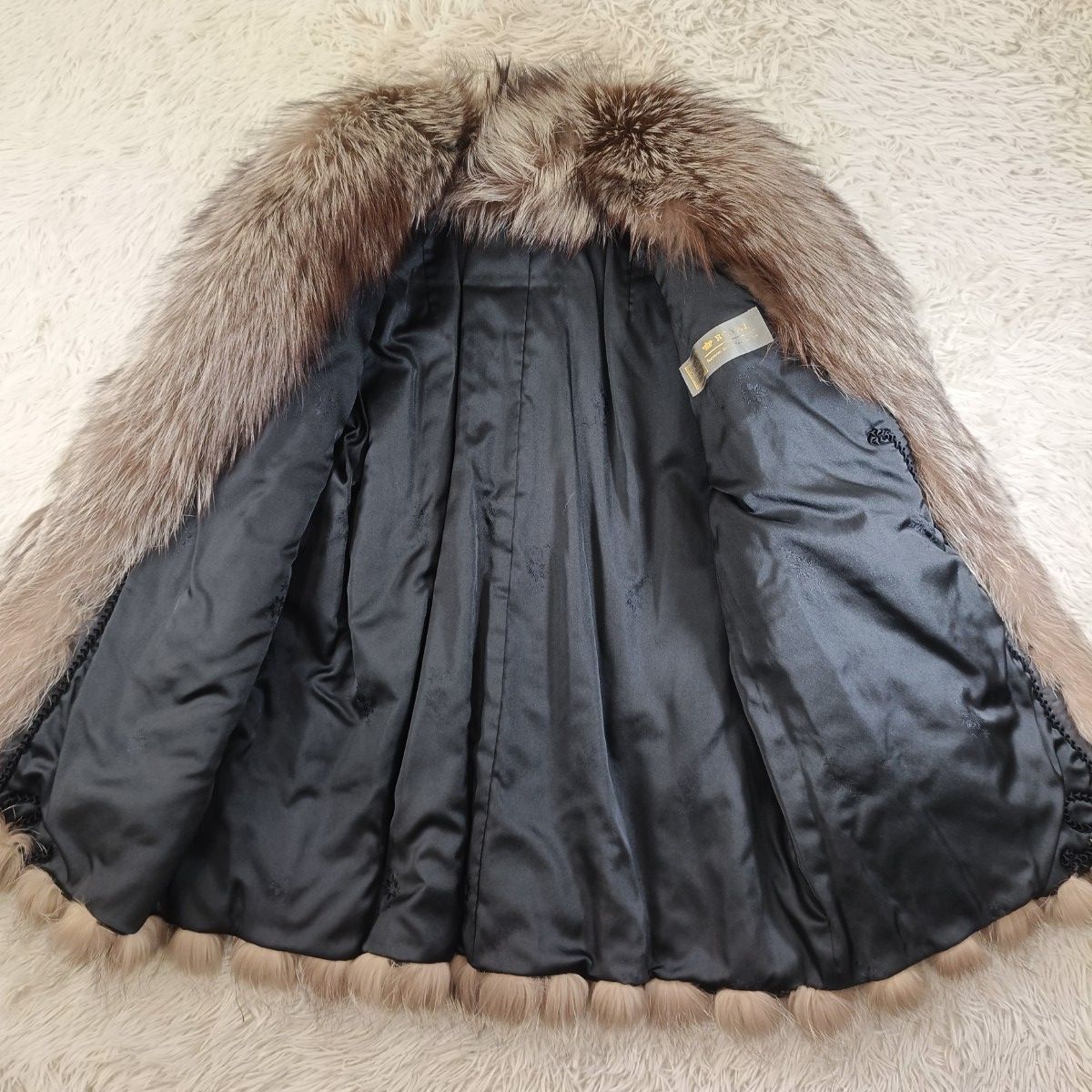 着丈75cm サガフォックスロイヤル シルバーフォックス フォックス