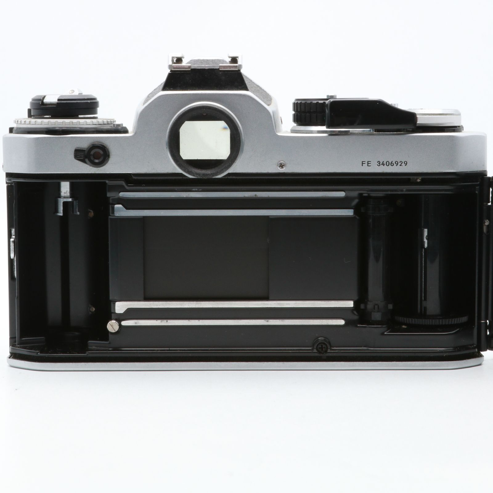 Nikon FE 一眼レフカメラ NIKKOR 50mm f/1.4 Nikon FE 一眼レフカメラ Nikkor 50mm f/1.4（中古） Nikon FE 一眼