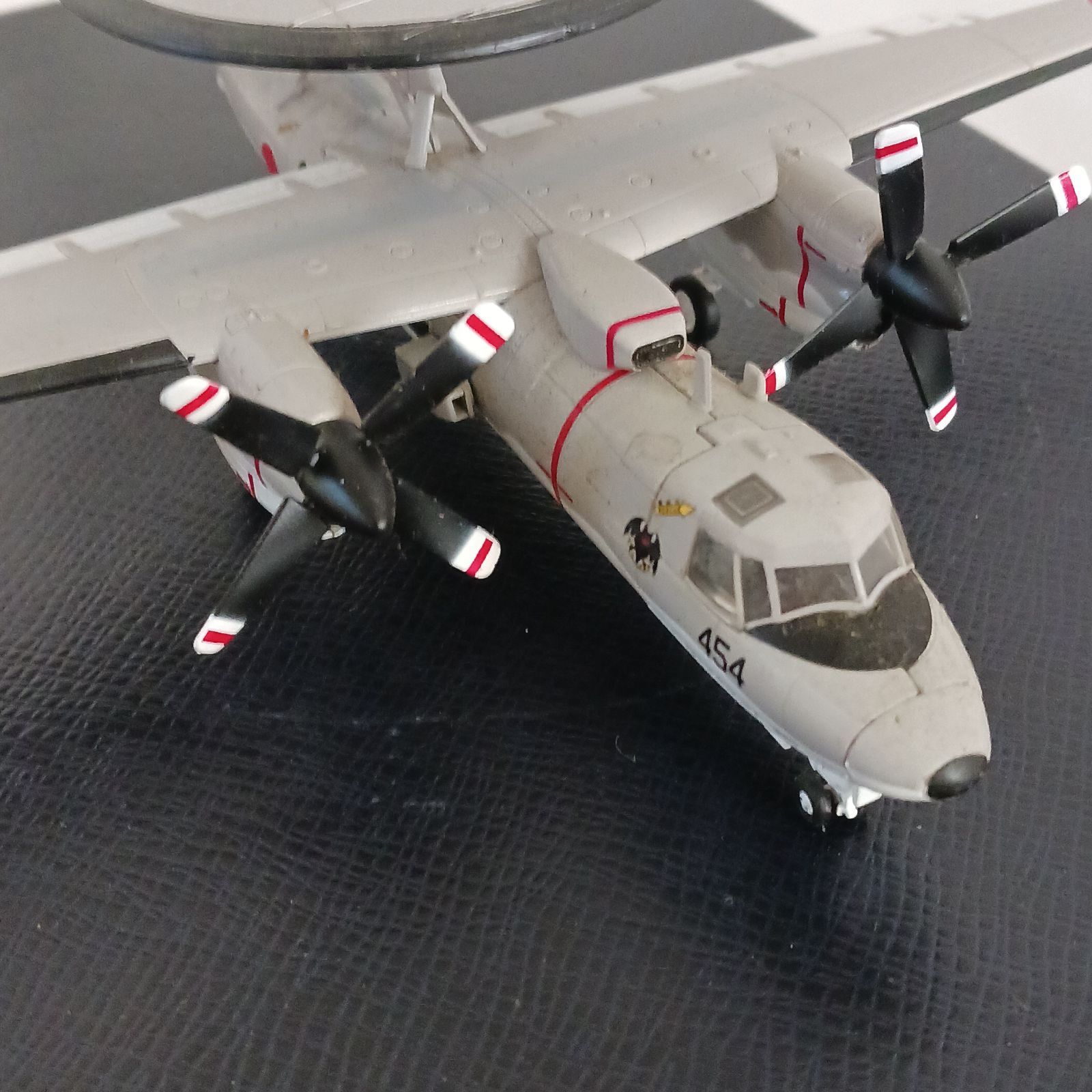 中古品】航空自衛隊 E-2C ホークアイ 早期警戒機 スケール1/100