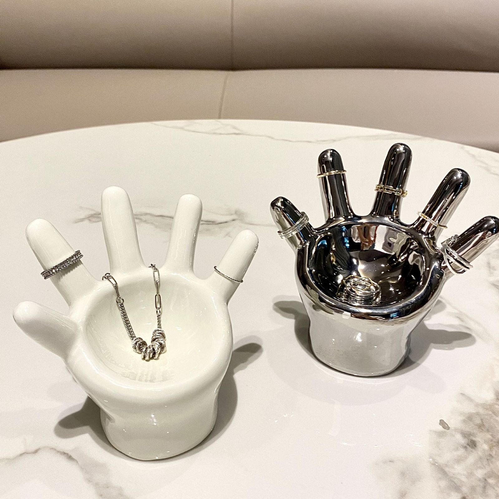 新品・未使用】ハンドシェイプアクセサリー ディスプレイスタンド