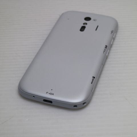 新品同様 F-42A らくらくスマートフォン ホワイト 即日発送 スマホ 白