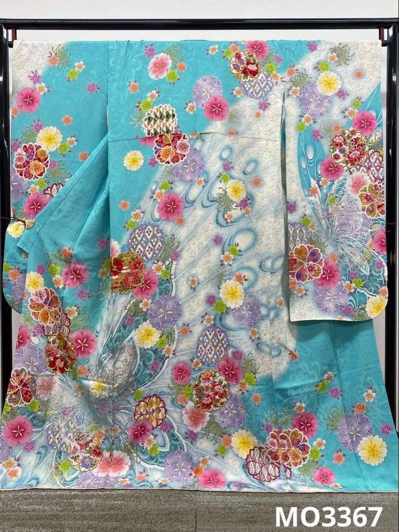 振袖 ラメ刺繍 銀彩 銀通し 身丈168cm 撥水加工済 MO3367 - メルカリ