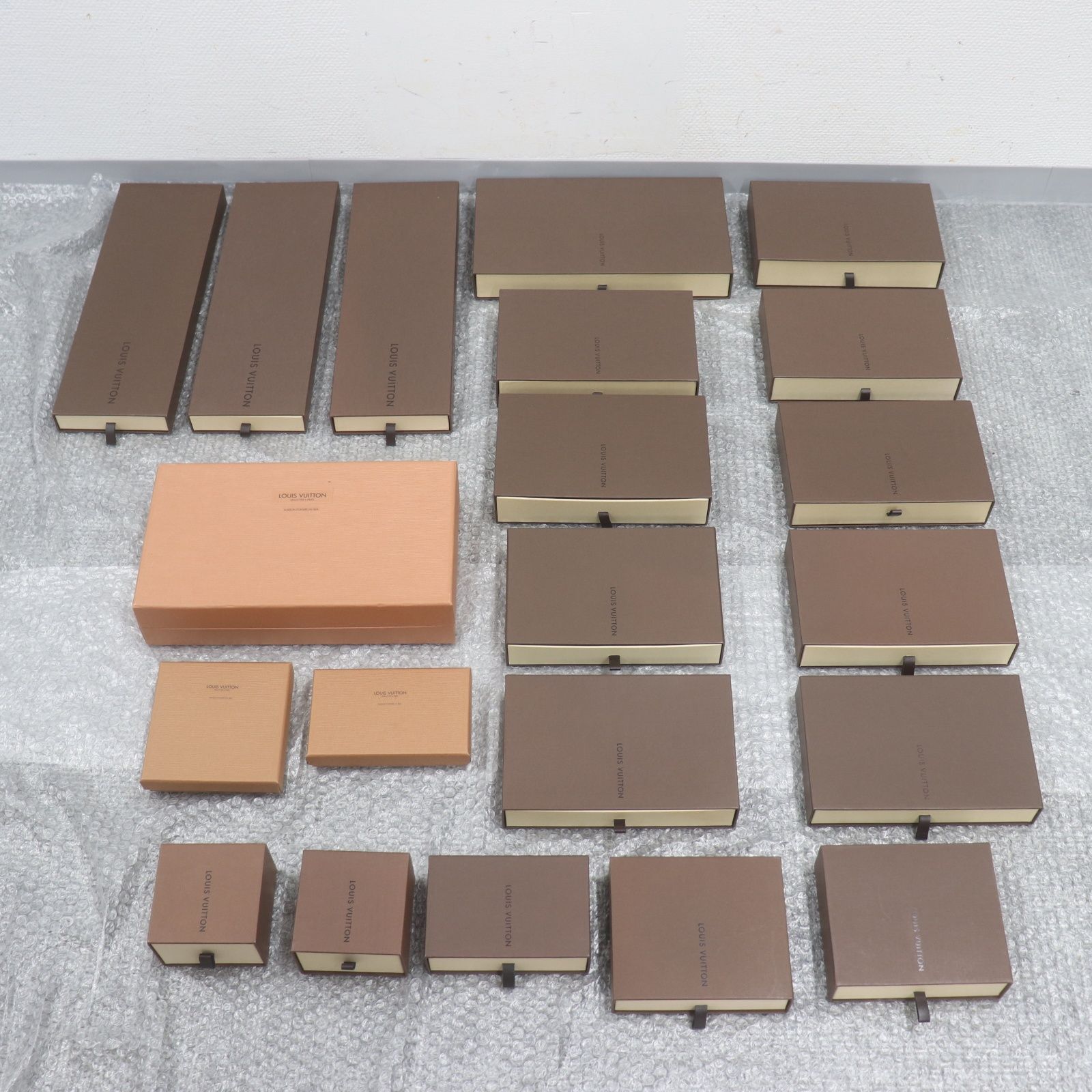 IT55V4AIBX80 LOUIS VUITTON ルイヴィトン BOX 空き箱 ブランド箱