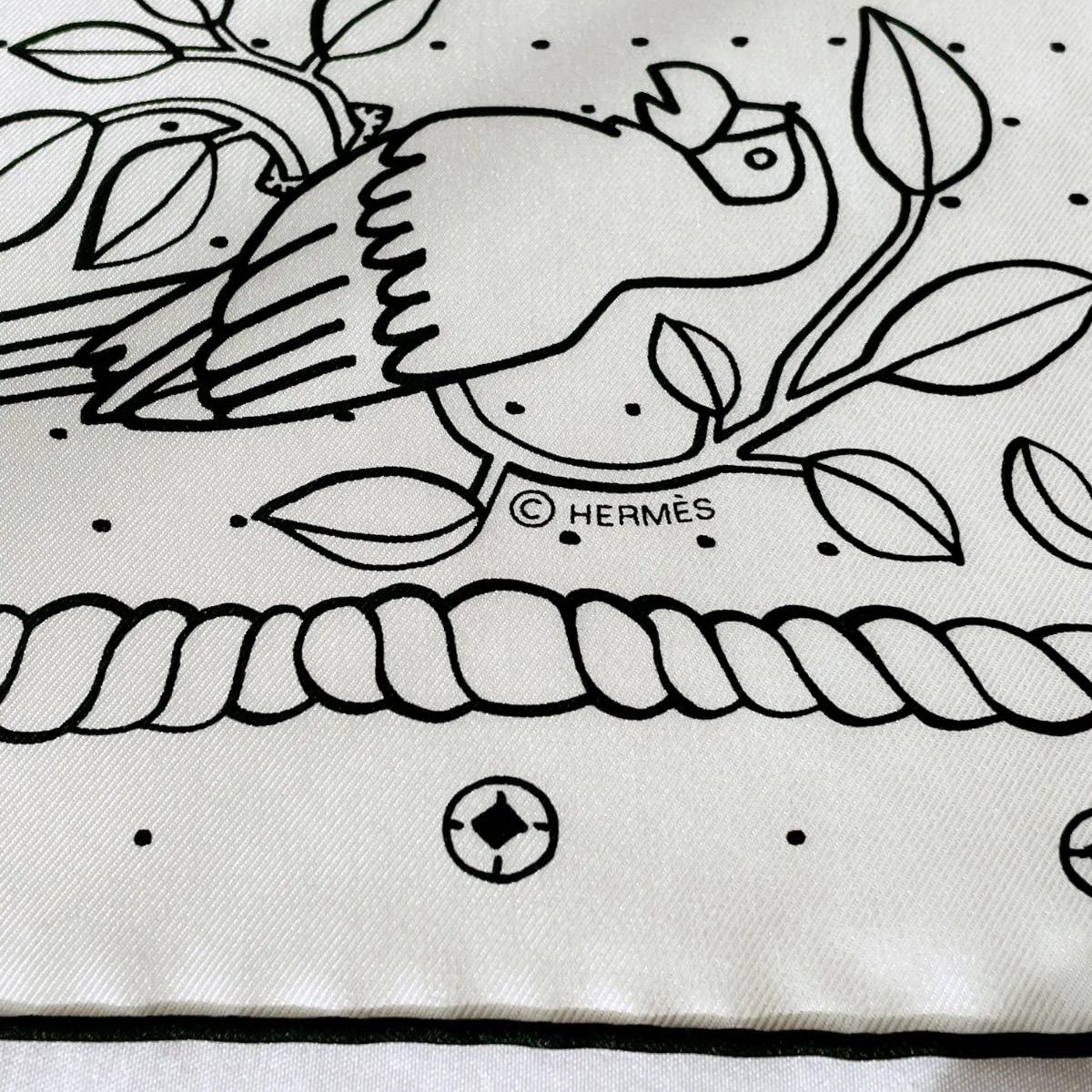 極美品】エルメス カレ55 アニマルバンダナ 白 黒 ブラン /ノワール