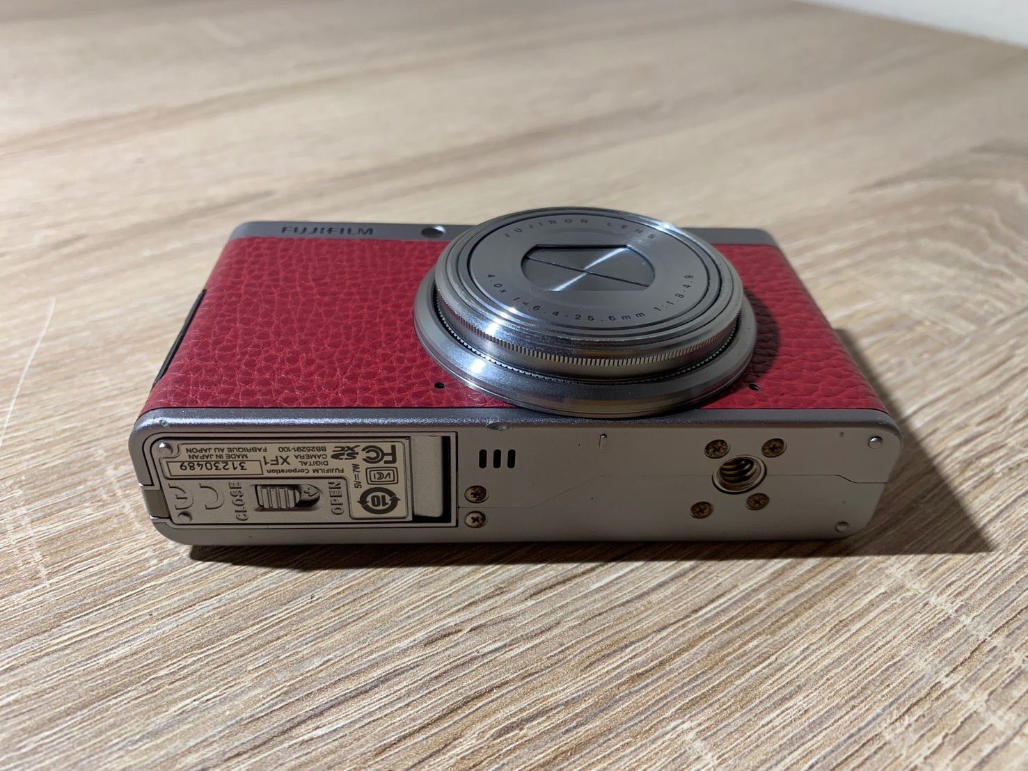 7983 FUJIFILM XF1 レッド デジカメ - メルカリ