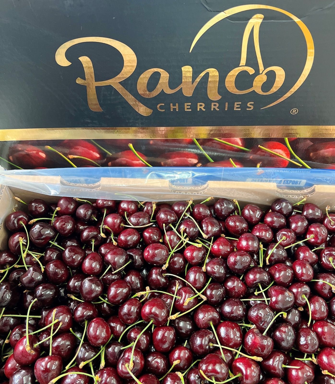 高級プレミアムチェリー 9.5R 2kg さくらんぼ ダークチェリー - メルカリ