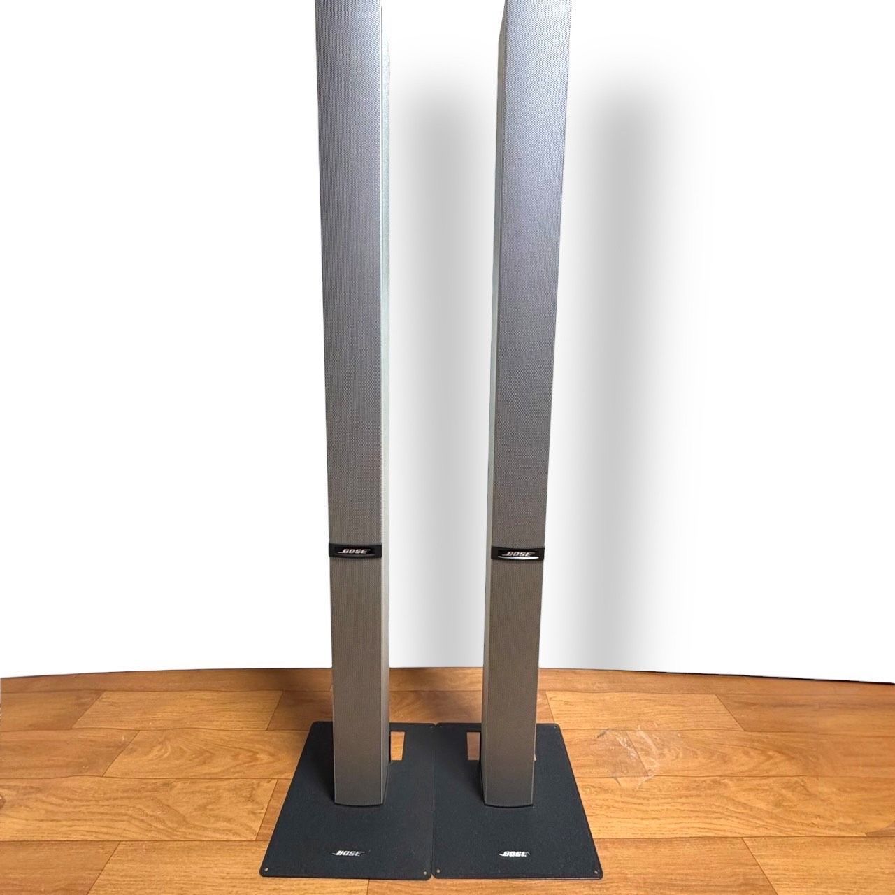 ☆送料無料 極美品 Bose ボーズ 55WER S シルバー トールスピーカー