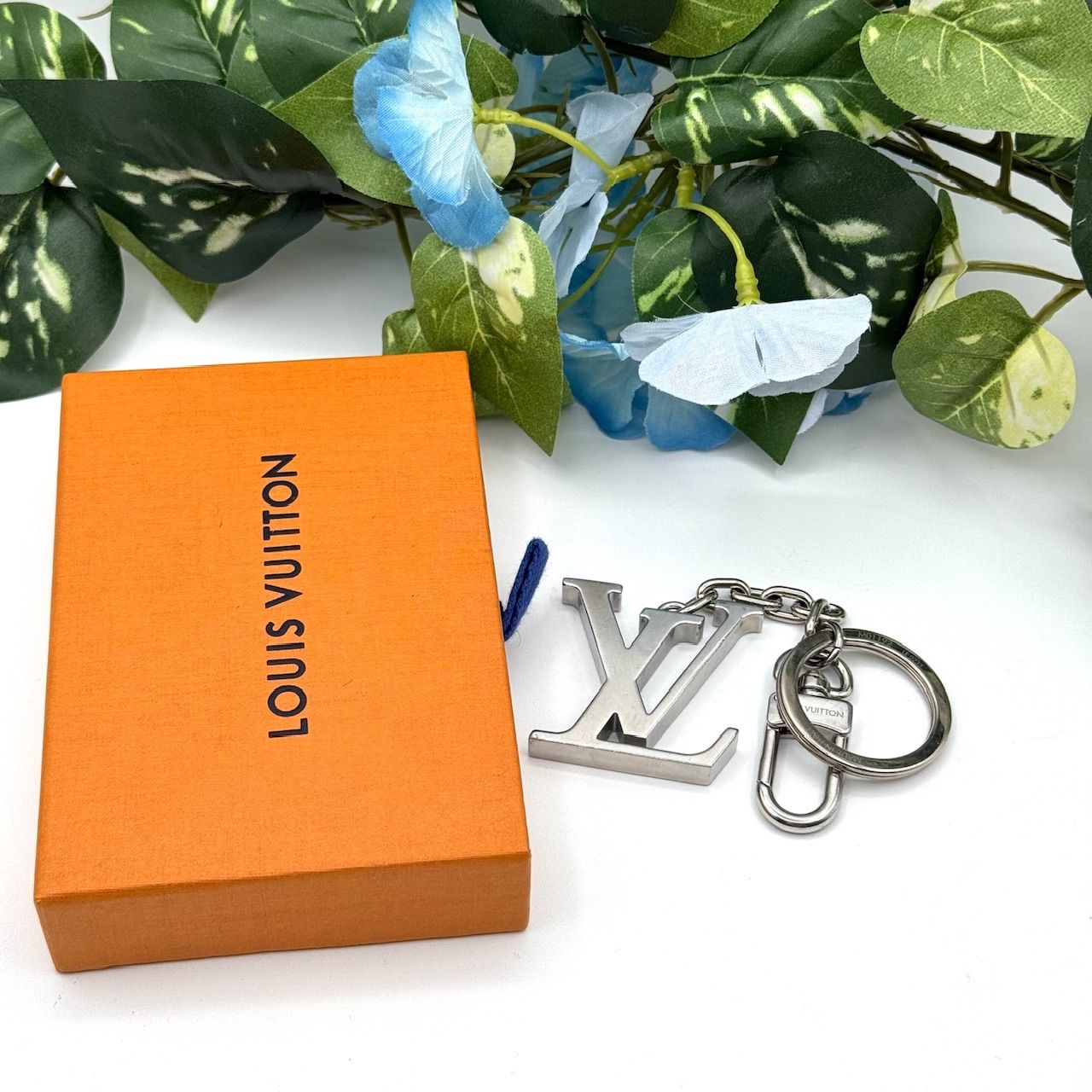 ルイヴィトン ポルト クレ イニシャル LV キーホルダー 1-107-15