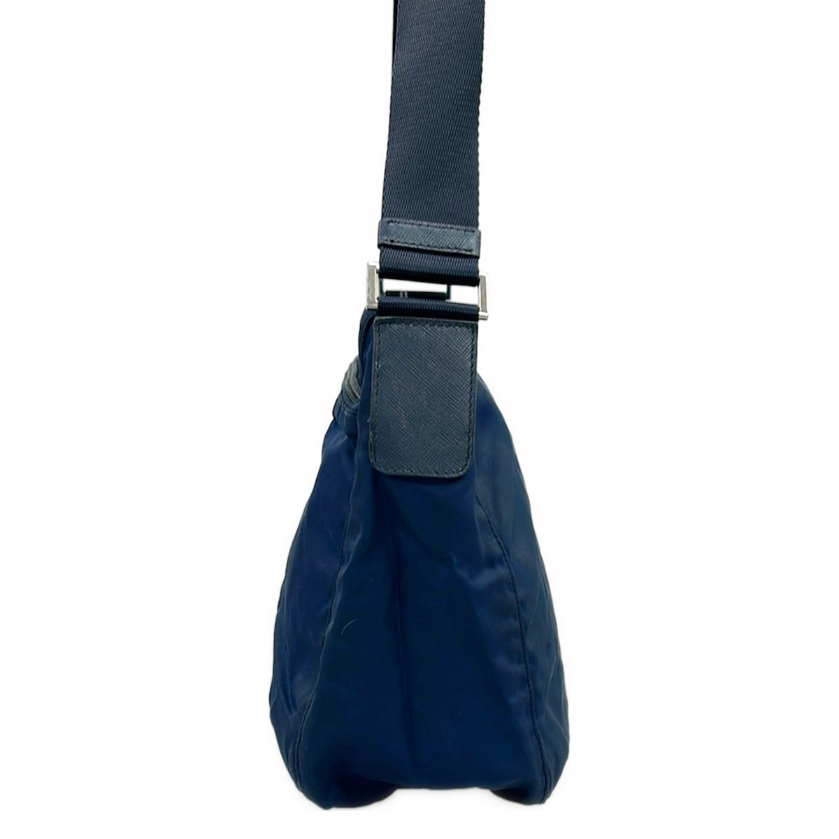 PRADA(プラダ) ショルダーバッグ - ネイビー レザー - メルカリ