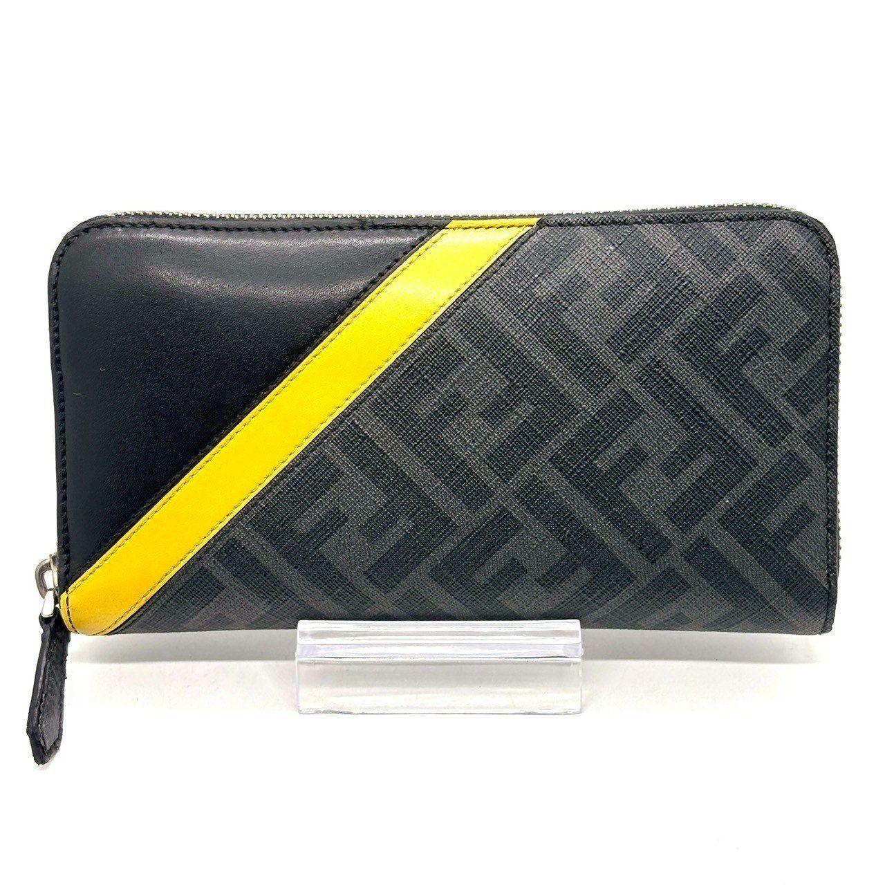 定番に、角度をつける】 FENDI 長財布 ダイアゴナル ラウンド