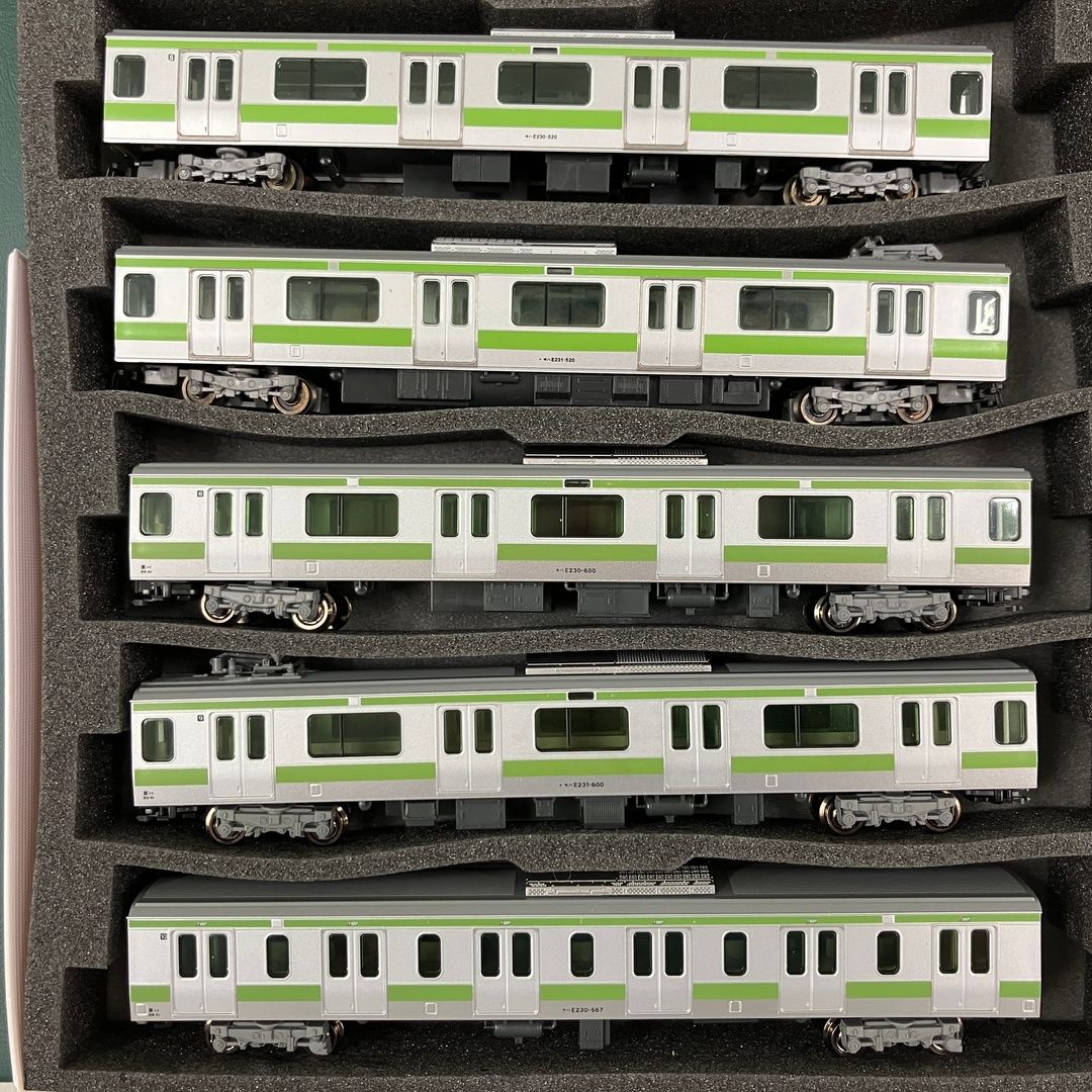 KATO 10-258、259 E231-500 山手線 8両セット KATO 10-258 10-259 E231系 500番台 山手線色 基本増結 11両セット