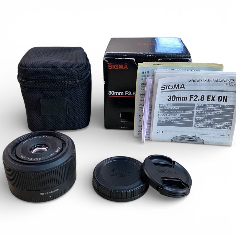 60]251222-8534-4368 SA300 レンズ SIGMA AF 30mm F2.8 EX DN SONY用 E