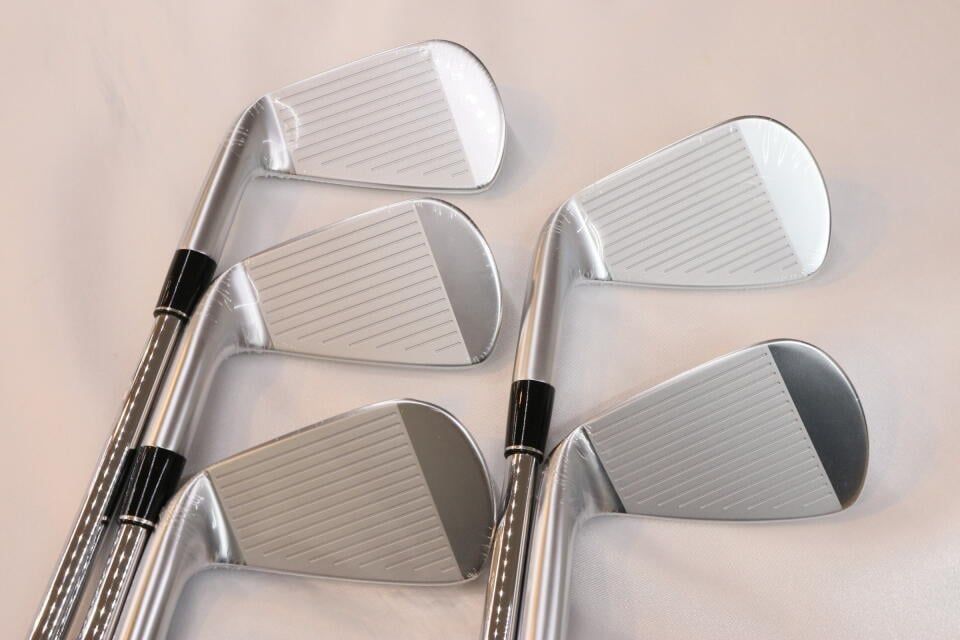 ダンロップ SRIXON ZXi7 NSプロ MODUS 3 TOUR 110 Sフレックス