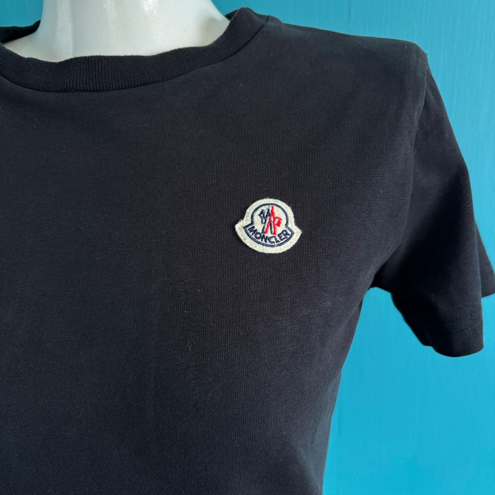 1167 MONCLER モンクレール キッズ140 黒 Tシャツ ロゴワッペン