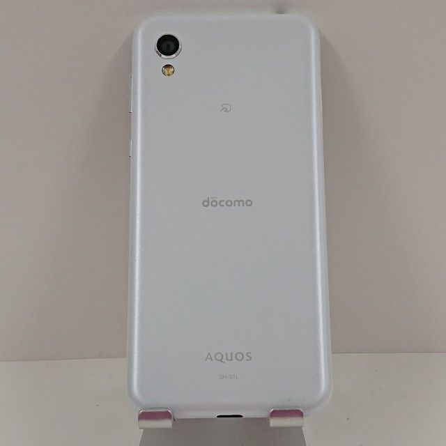 AQUOS sense2 SH-01L ドコモ シルキーホワイト 送料無料 本体 c16833