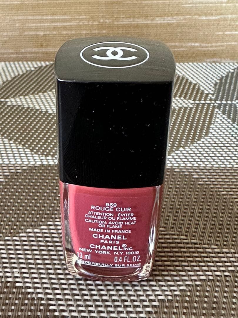 新品 美品 CHANEL ヴェルニロングトゥニュ 969 ルージュキュイール