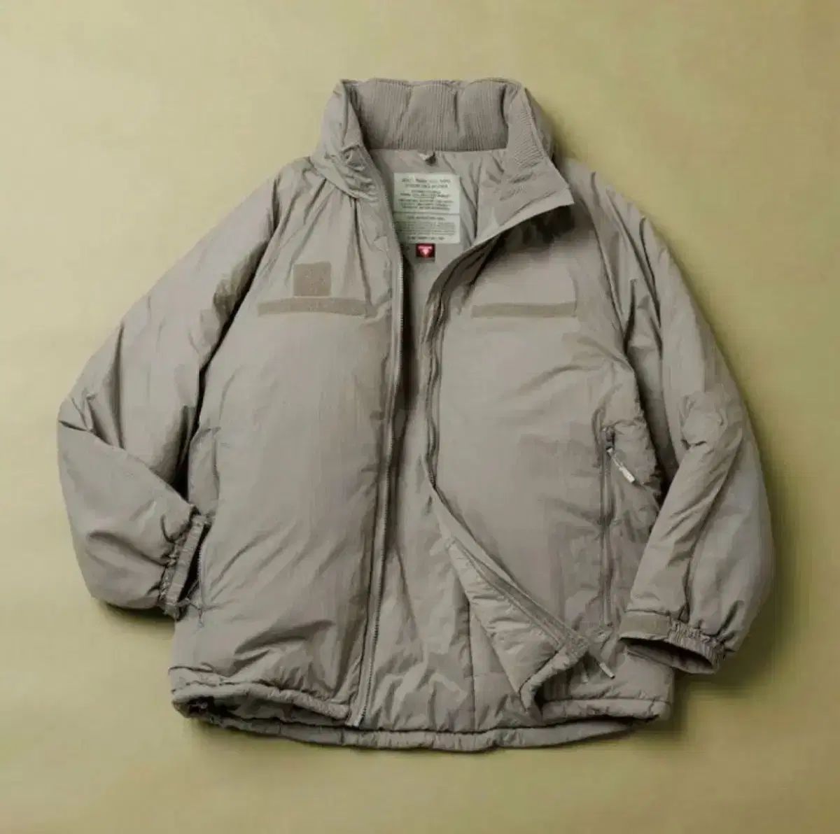 L フリークスストア プリマロフト レベル7 ジャケット オリーブ(グレー