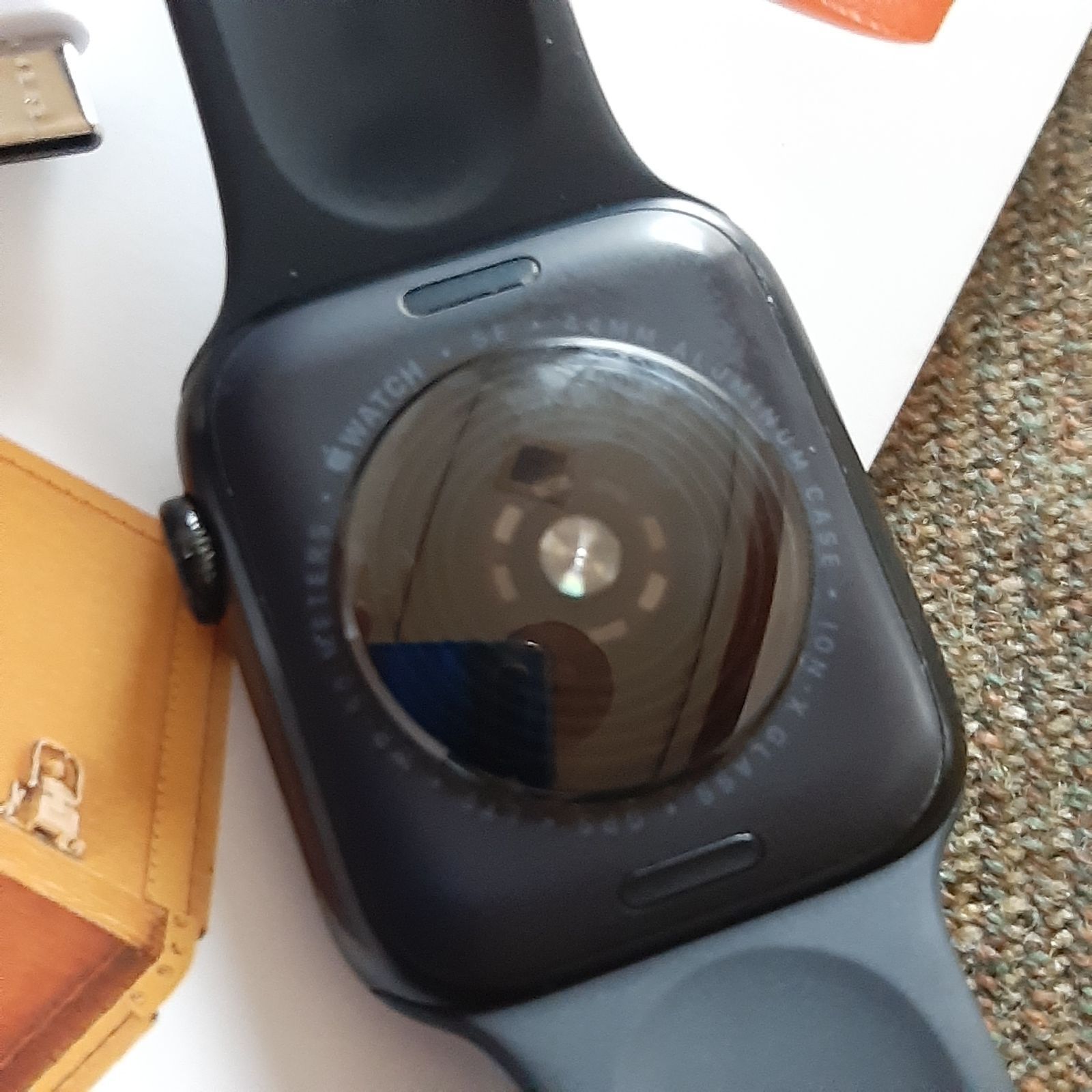 KJJ01 アップルウォッチ SE2世代/40mm/GPS Apple Watch Apple Watch 