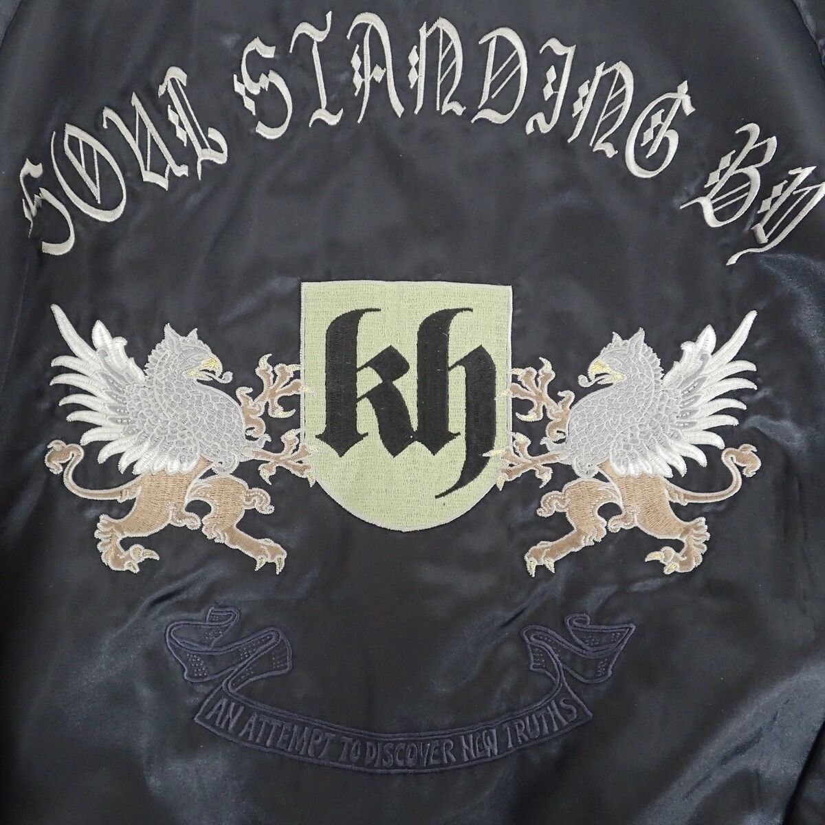 氷室京介 スカジャン SOUL STANDING BY 黒 KYOUSUKE HIMURO【IO - メルカリ