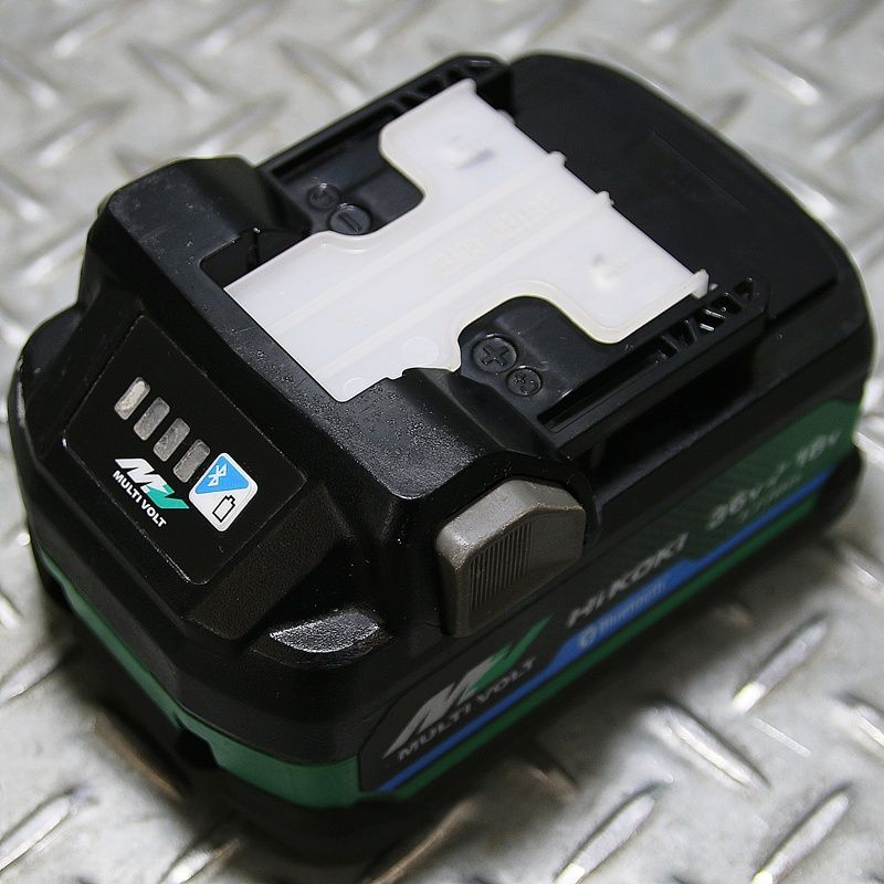 コードレスインパクトドライバー WH