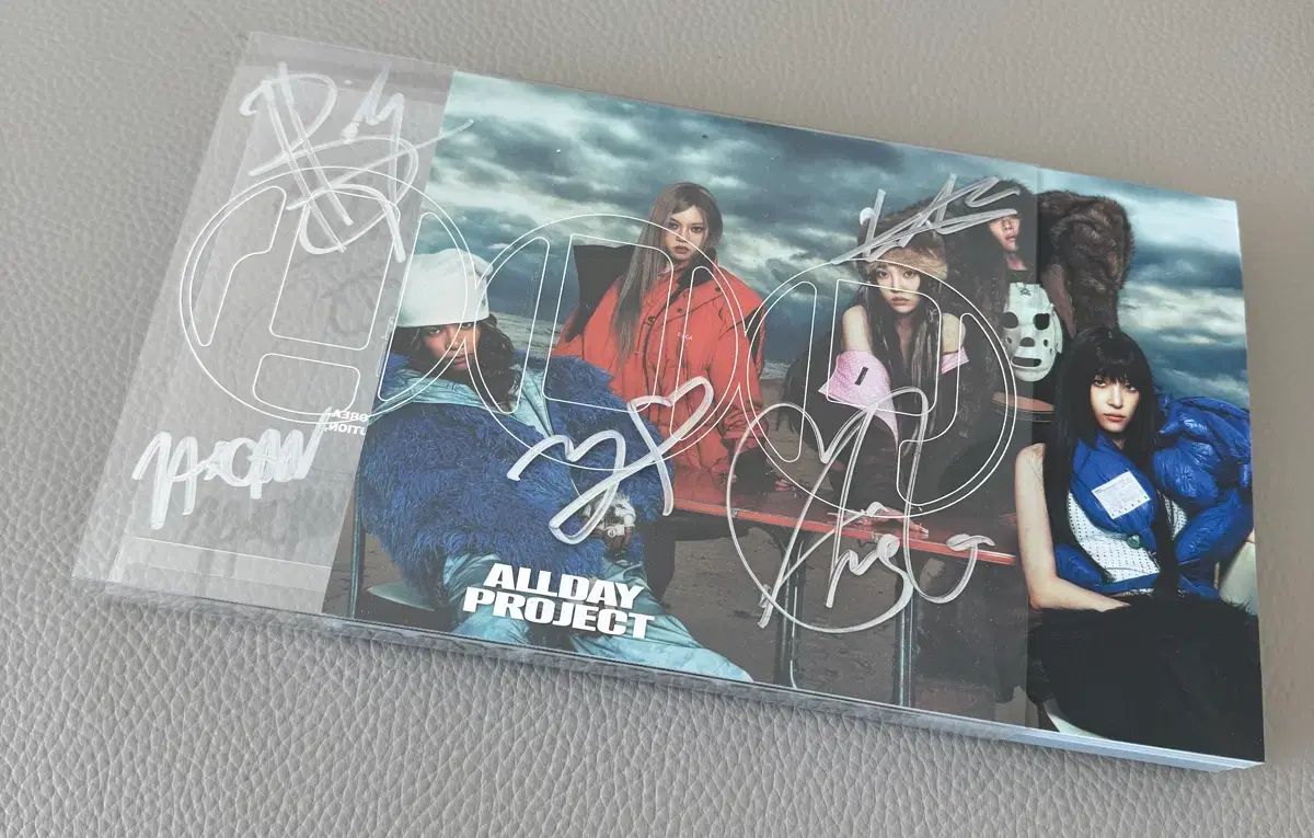 ALLDAY PROJECT 古い サイン入り サイン アルバム - メルカリ