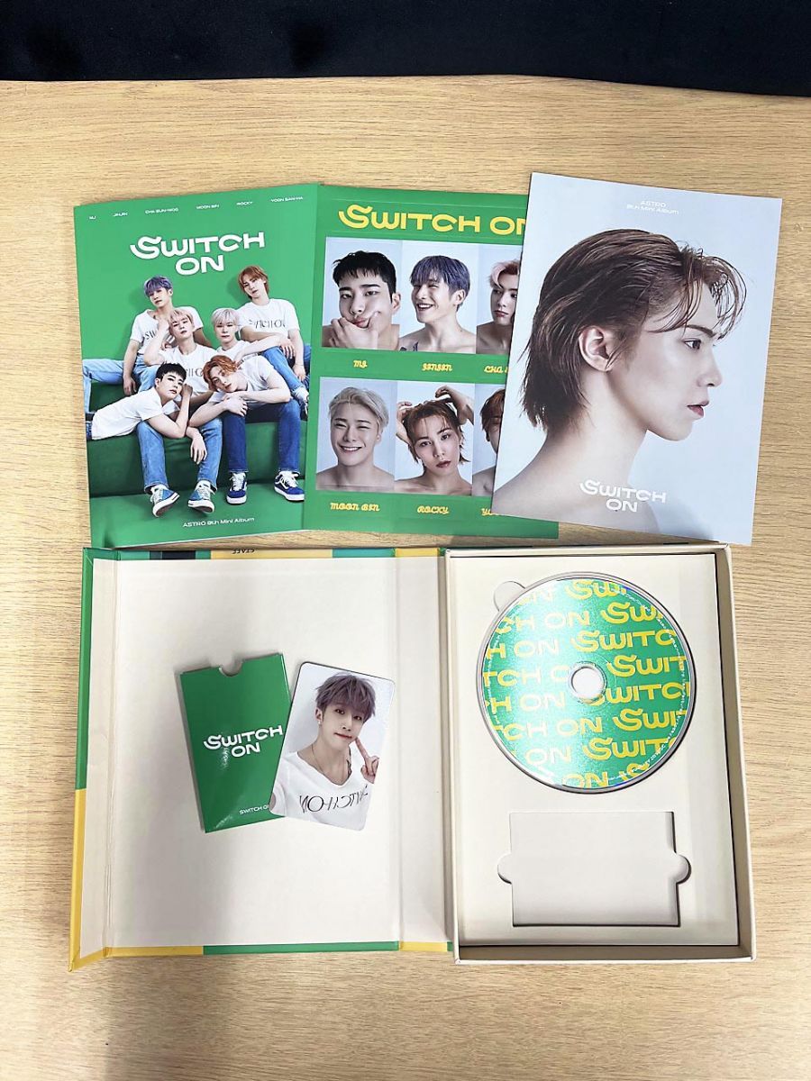 ASTRO CD 8th Mini Album SWITCH ON On ver./OFF ver. 2点まとめ