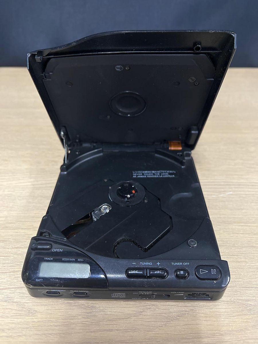 ジャンク品】 SONY ソニー Discman ディスクマン ポータブルCD