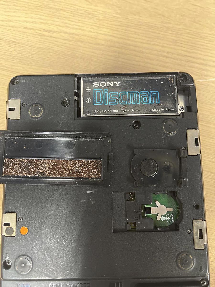 ジャンク品】 SONY ソニー Discman ディスクマン ポータブルCD