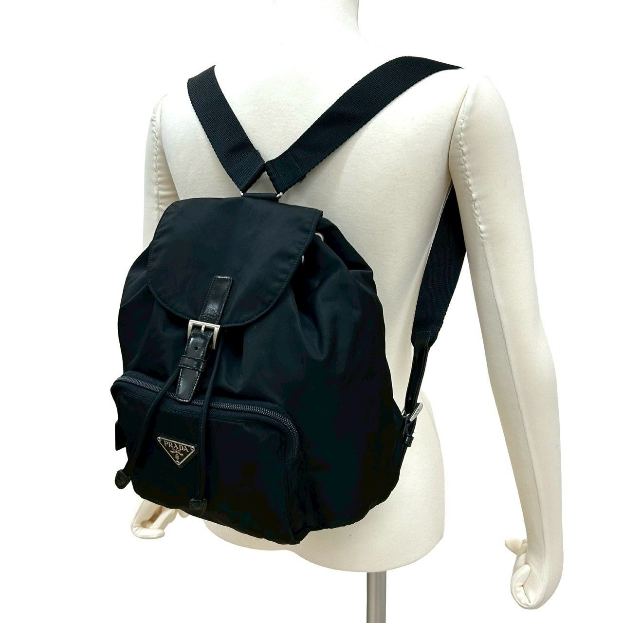 極 美品 希少品 PRADA プラダ 三角ロゴ プレート 金具 ナイロン レザー