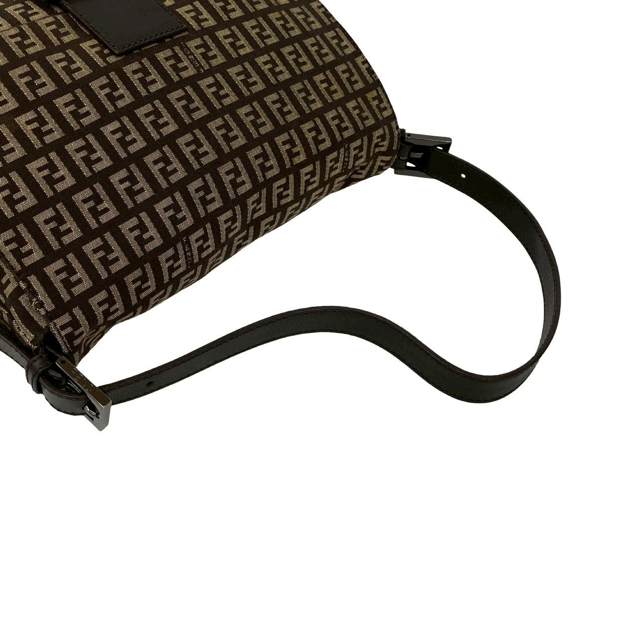 美品✨FENDI FF金具 マンマ ズッキーノ キャンバス レザー ブラック 新品同様 フェンディ FENDI ズッキーノ マンマバゲット ショルダー