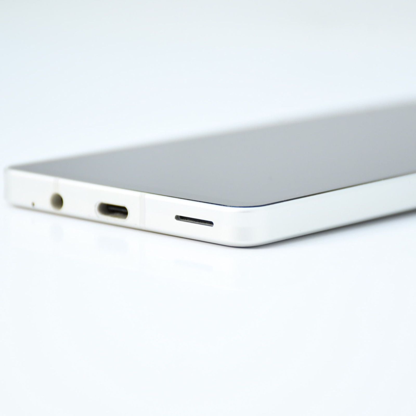 液晶美品＊電池良好】au SIMフリー AQUOS sense6 SHG05 シルバー