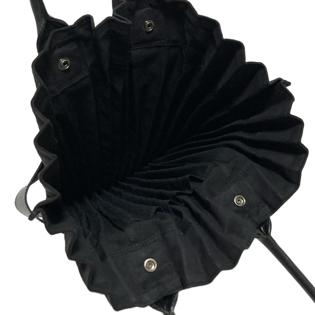 ISSEY MIYAKE FETE(イッセイミヤケフェット) トートバッグ - 黒