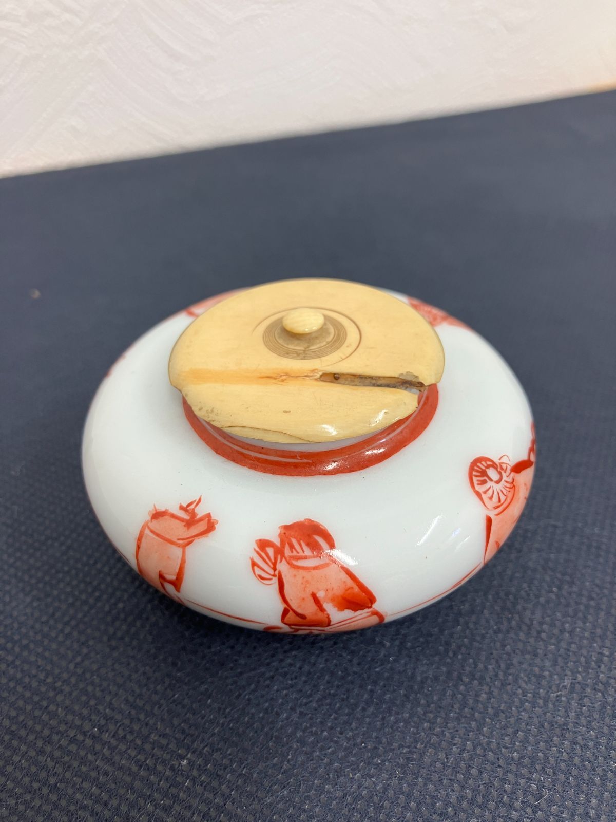 茶道具】赤絵南京香合 中国古玩 時代物 添え蓋 仕覆 共箱 骨董 香箱