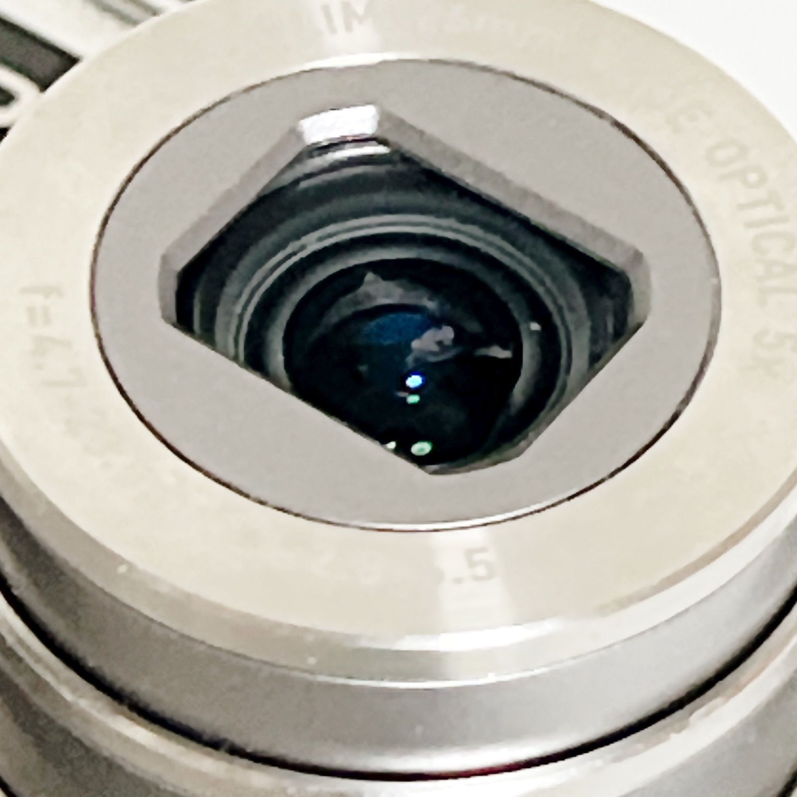 CASIO EXILIM EX-Z2000 ブラック 1410万画素 コンデジ 動作品 液晶一部