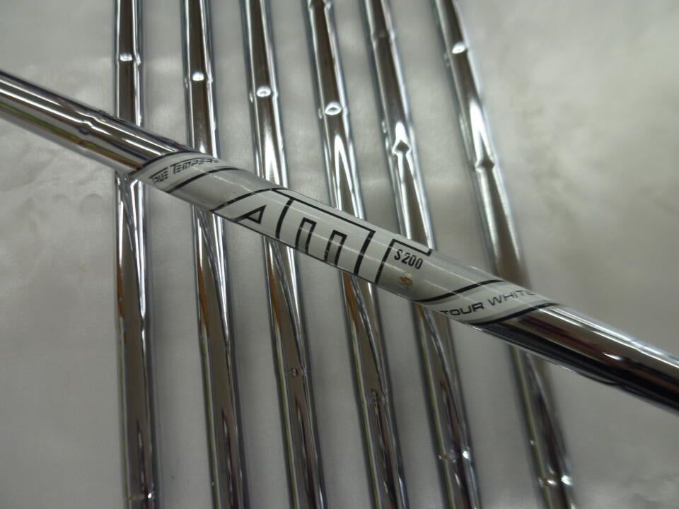 タイトリスト MB 620 AMT TOUR WHITE S200フレックス アイアンセット