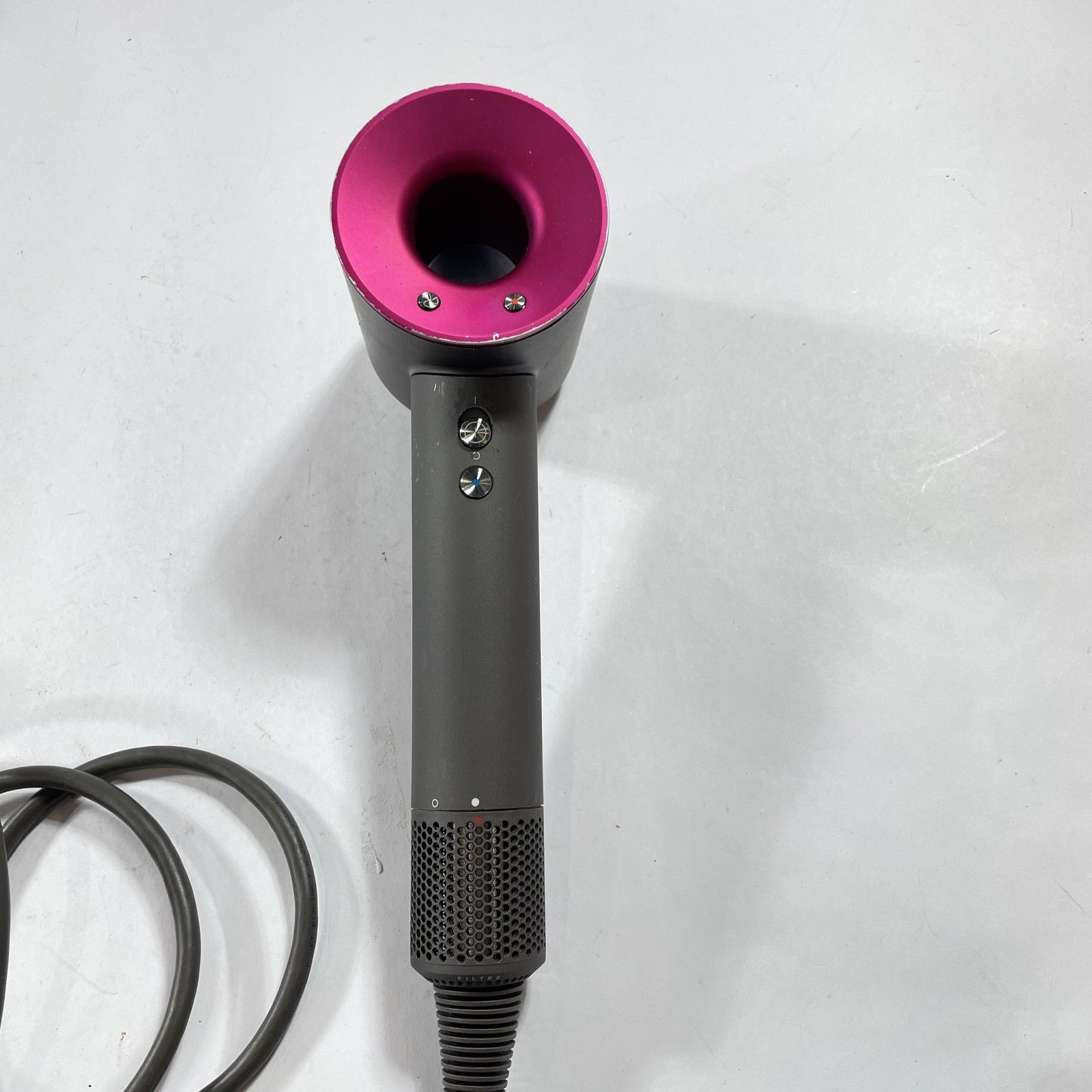 ☆ dyson ダイソン 理美容家電 ヘアードライヤー supersonic ionic 
