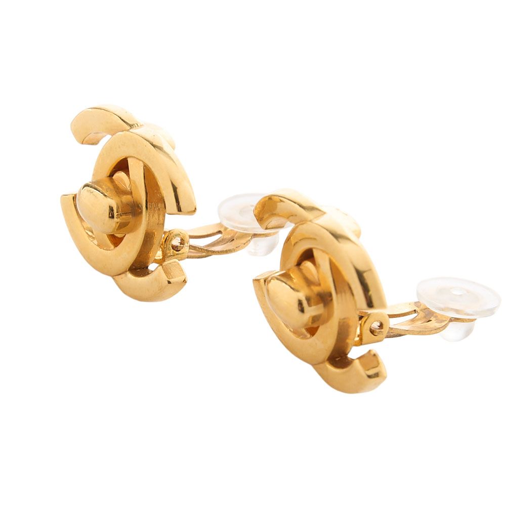 シャネル　ターンロック 95A イヤリング　片耳　美品 シャネル ターンロック 95A イヤリング 片耳 美品 シャネル ターン