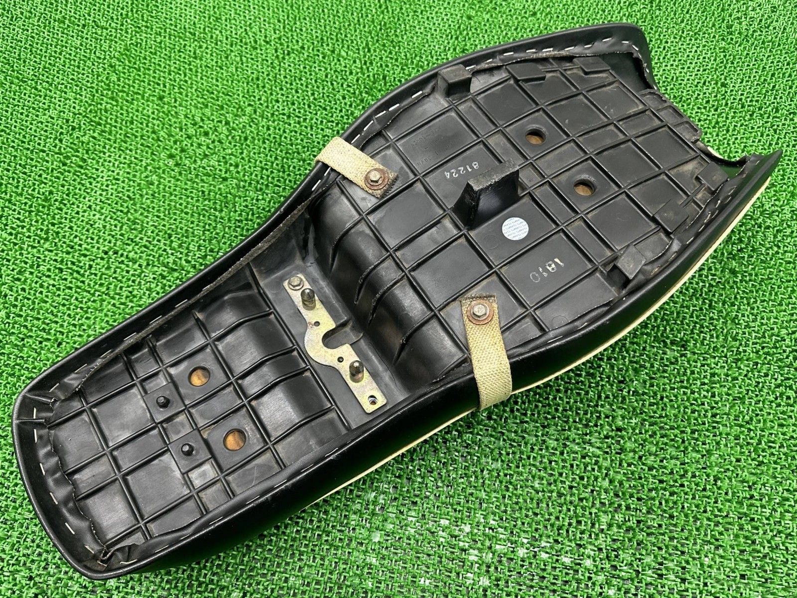 カワサキ（Kawasaki） エストレヤRS シート 53001-1784 純正 